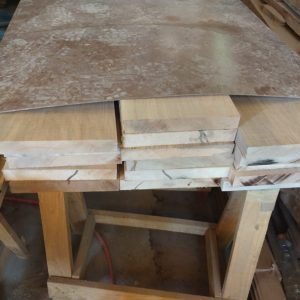 Escalones en madera dura