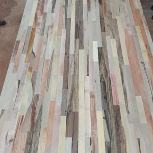 Tablero multicolor