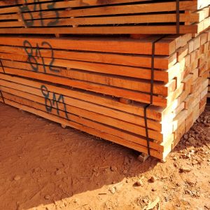 Tablas de eucalipto saligna